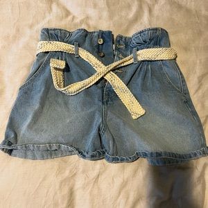 Zara denim short with belt